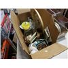 Image 3 : LOT OF VINTAGE CANNISTERS, HOUSEHOLD ITEMS, DECOR