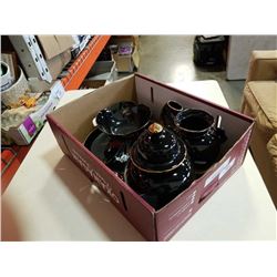 7 PIECES DECORATIVE COLOURED CERAMIC WARE ON BLACK BACKGROUND - 5IN TALL ROUND BODY VASE, 7IN BALLUS