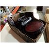 Image 7 : Box of mahogany plant bases