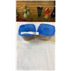 Image 1 : 2 tubs of semi precious stones