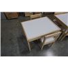 Image 2 : 2 KIDS TABLES AND 6 CHAIRS