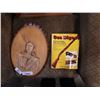 Image 1 : VINTAGE 1978 GUN DIGEST AND CARVED BARRY PACKER CHEIF