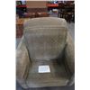 Image 8 : SOFA SO GOOD UPHOLSTERED ARMCHAIR