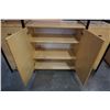 Image 11 : MAPLE CUPBOARD AND STORAGE