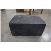 Image 2 : SMALL METAL STEP AND WOOD BOX