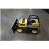 Image 4 : TONKA  AND OTHER METAL TOYS