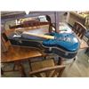 Image 1 : SERIES A ELECTRIC GUITAR IN HARD CASE