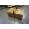 Image 4 : VINTAGE SEWING BOX