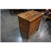 Image 4 : PINE 1 DRAWER NIGHTSTAND