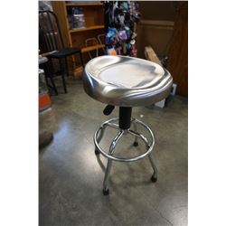 STAINLESS GAS LIFT STOOL