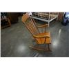 Image 5 : MAPLE ROCKING CHAIR