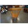Image 7 : MAPLE ROCKING CHAIR