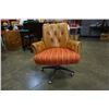 Image 2 : LEATHER BUTTONBACK ROLLING OFFICE CHAIR