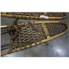 Image 4 : PAIR OF FABER SINEW AND WOOD SNOWSHOES