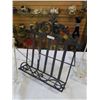 Image 7 : 5 Decorative metal folding stands