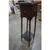 Image 3 : BARLEY TWIST STAND 43 INCHES TALL