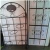 Image 3 : Decorative metal garden stake, 2 spear rods and folding plant pot holder