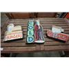 Image 1 : 3 LED LIGHT UP SIGNS