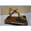 Image 8 : CATERPILLAR AND EXCAVATOR FIGURES MOUNTED ON BOARDS