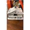 Image 2 : HAWTHORNE VILLAGE ROCKWELLS SHOP LIGHTED HOUSE