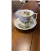 Image 2 : 6 ROYAL ALBERT CUPS AND SAUCERS