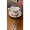 Image 4 : 6 ROYAL ALBERT CUPS AND SAUCERS