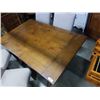 Image 3 : MODERN DINING TABLE AND 4 CHAIRS