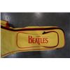 Image 2 : Hondo HO18 acoustic guitar and beatles soft case