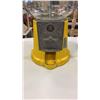 Image 2 : VINTAGE 14 INCH YELLOW GUN=MBALL MACHINE