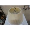 Image 4 : Porcelain table lamp