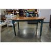 Image 4 : MAPLE AND GREEN DINING TABLE WITH LEAF AND 4 CHAIRS