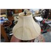 Image 4 : Vintage table lamp with brass and small glass display case