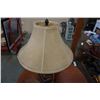 Image 5 : Vintage table lamp with brass and small glass display case