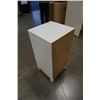 Image 3 : WHITE 3 DRAWER DRESSER