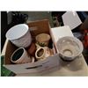 Image 3 : Box of various planters