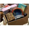 Image 3 : BOX OF KITCHEN ITEMS, TULIP SUNDAE GLASSES