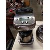 Image 2 : Breville coffee maker, and start wars death star toaster