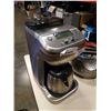 Image 3 : Breville coffee maker, and start wars death star toaster