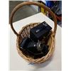 Image 2 : 3 BROWNIE VINTAGE CAMERAS