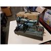 Image 1 : VINTAGE KENMORE SEWING MACHINE