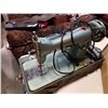 Image 3 : VINTAGE KENMORE SEWING MACHINE