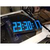 Image 3 : LED digital clock, large black clock and power banks