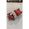 Image 7 : 2 TIN CAN HAND CRAFTED CAR AND GUITAR
