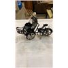 Image 4 : MINI GUITAR AND MINIATURE MECHANICAL BIKE
