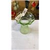 Image 3 : 5 PICES URANIUM GLASS 8 INCH TALL VASE AND 4 BOWLS