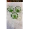 Image 7 : 5 PICES URANIUM GLASS 8 INCH TALL VASE AND 4 BOWLS