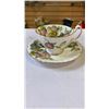 Image 8 : 8 CUPS AND SAUCERS - INCLUDES AYNSLEY, CROWN DERBY AND BAVARIA