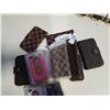 Image 2 : REPRODUCTION LV PHONE CASES AND WALLETS