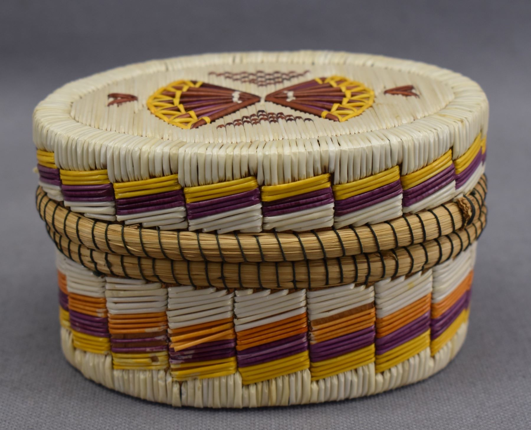 NATIVE AMERICAN QUILLED BOX