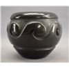 Image 2 : NATIVE AMERICAN SANTA CLARA POTTERY BOWL BY NAOMI